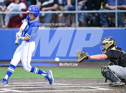 Thumbnail 1 in Cleburne vs Midlothian (UIL 5A Regional Quarterfinal Game 2) photogallery.