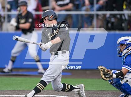 Thumbnail 3 in Cleburne vs Midlothian (UIL 5A Regional Quarterfinal Game 2) photogallery.