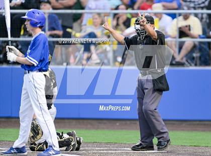 Thumbnail 2 in Cleburne vs Midlothian (UIL 5A Regional Quarterfinal Game 2) photogallery.