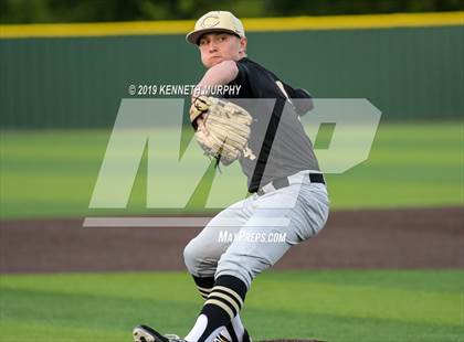Thumbnail 2 in Cleburne vs Midlothian (UIL 5A Regional Quarterfinal Game 2) photogallery.