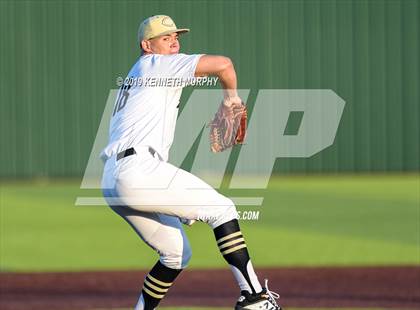 Thumbnail 2 in Cleburne vs Midlothian (UIL 5A Regional Quarterfinal Game 2) photogallery.
