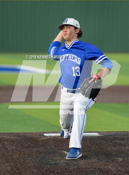 Thumbnail 1 in Cleburne vs Midlothian (UIL 5A Regional Quarterfinal Game 2) photogallery.
