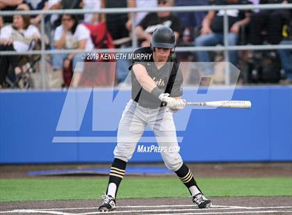 Thumbnail 1 in Cleburne vs Midlothian (UIL 5A Regional Quarterfinal Game 2) photogallery.