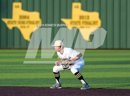 Thumbnail 1 in Cleburne vs Midlothian (UIL 5A Regional Quarterfinal Game 2) photogallery.