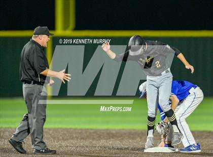 Thumbnail 1 in Cleburne vs Midlothian (UIL 5A Regional Quarterfinal Game 2) photogallery.