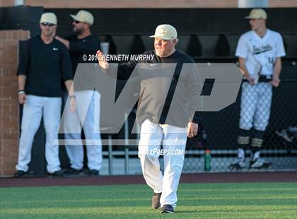 Thumbnail 2 in Cleburne vs Midlothian (UIL 5A Regional Quarterfinal Game 2) photogallery.