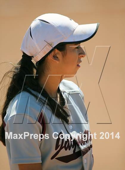Thumbnail 1 in Desert View vs Sabino (Tucson High Badger Invitational) photogallery.