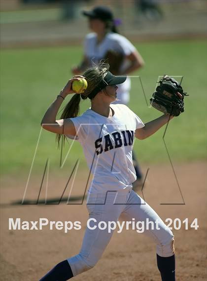 Thumbnail 2 in Desert View vs Sabino (Tucson High Badger Invitational) photogallery.