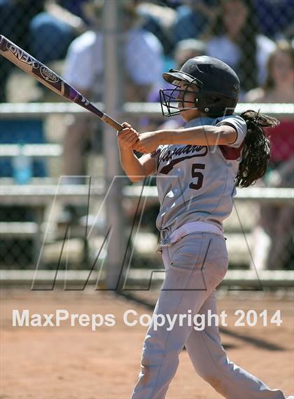 Thumbnail 2 in Desert View vs Sabino (Tucson High Badger Invitational) photogallery.