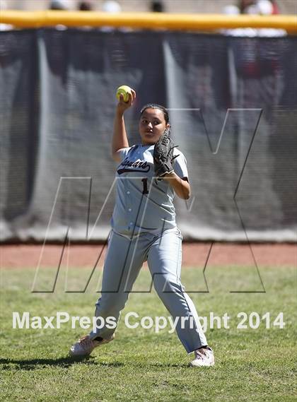 Thumbnail 1 in Desert View vs Sabino (Tucson High Badger Invitational) photogallery.