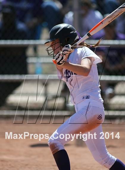Thumbnail 3 in Desert View vs Sabino (Tucson High Badger Invitational) photogallery.