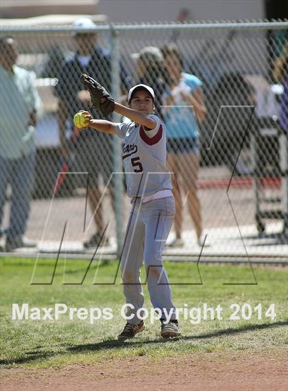 Thumbnail 2 in Desert View vs Sabino (Tucson High Badger Invitational) photogallery.