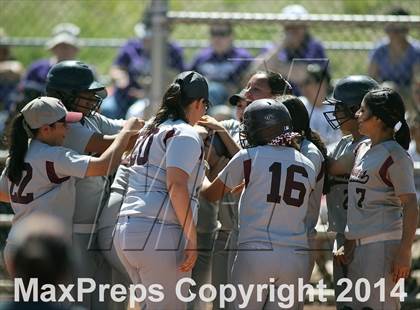 Thumbnail 3 in Desert View vs Sabino (Tucson High Badger Invitational) photogallery.