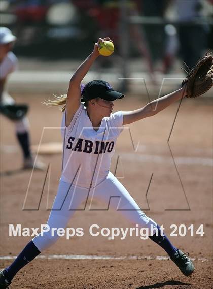 Thumbnail 3 in Desert View vs Sabino (Tucson High Badger Invitational) photogallery.
