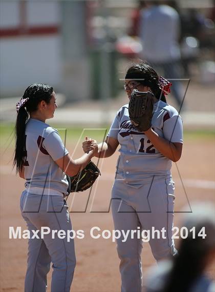 Thumbnail 3 in Desert View vs Sabino (Tucson High Badger Invitational) photogallery.