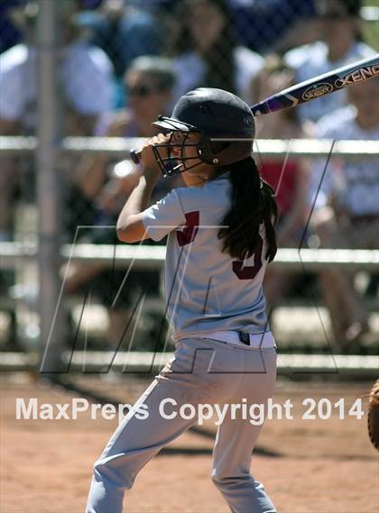 Thumbnail 3 in Desert View vs Sabino (Tucson High Badger Invitational) photogallery.