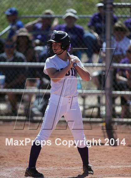 Thumbnail 3 in Desert View vs Sabino (Tucson High Badger Invitational) photogallery.