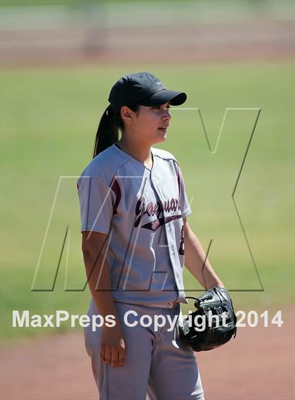 Thumbnail 1 in Desert View vs Sabino (Tucson High Badger Invitational) photogallery.