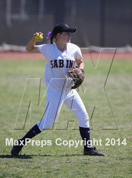 Thumbnail 1 in Desert View vs Sabino (Tucson High Badger Invitational) photogallery.