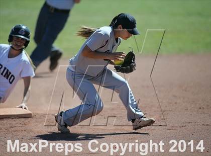 Thumbnail 3 in Desert View vs Sabino (Tucson High Badger Invitational) photogallery.
