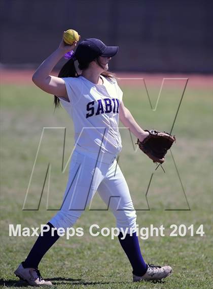 Thumbnail 3 in Desert View vs Sabino (Tucson High Badger Invitational) photogallery.