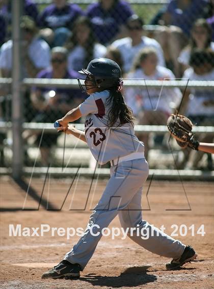 Thumbnail 2 in Desert View vs Sabino (Tucson High Badger Invitational) photogallery.