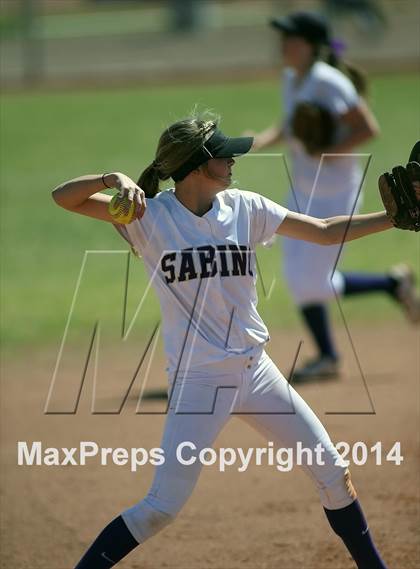 Thumbnail 1 in Desert View vs Sabino (Tucson High Badger Invitational) photogallery.