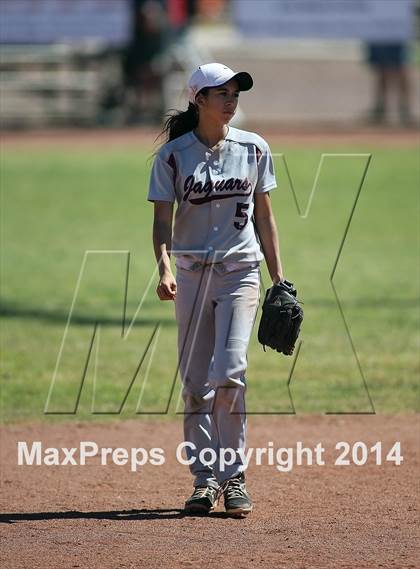 Thumbnail 2 in Desert View vs Sabino (Tucson High Badger Invitational) photogallery.