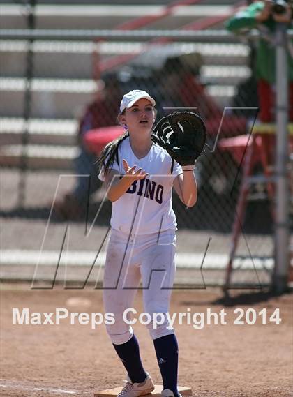 Thumbnail 1 in Desert View vs Sabino (Tucson High Badger Invitational) photogallery.