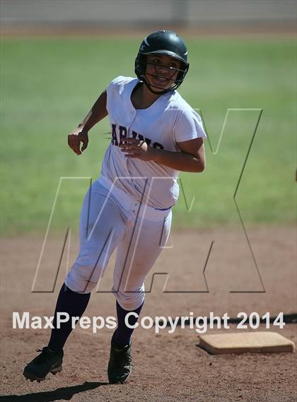 Thumbnail 1 in Desert View vs Sabino (Tucson High Badger Invitational) photogallery.