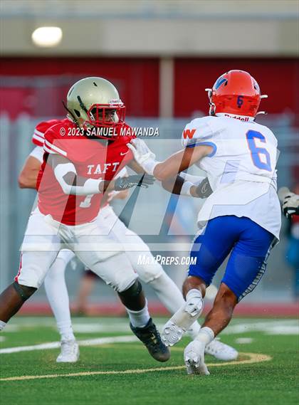 Thumbnail 2 in   Westlake @ Taft photogallery.