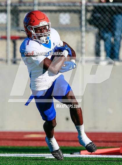 Thumbnail 3 in   Westlake @ Taft photogallery.