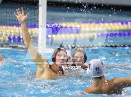 Thumbnail 3 in Bishop's vs. La Jolla (CIF SDS Open Division Final) photogallery.