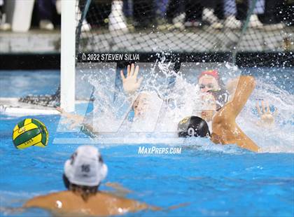 Thumbnail 3 in Bishop's vs. La Jolla (CIF SDS Open Division Final) photogallery.