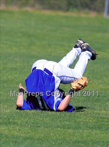 Thumbnail 3 in Santa Fe Christian vs San Diego (City Conference Tournament) photogallery.