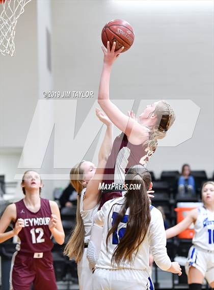 Thumbnail 3 in Seymour vs City View (PK Lake Basketball Tournament) photogallery.