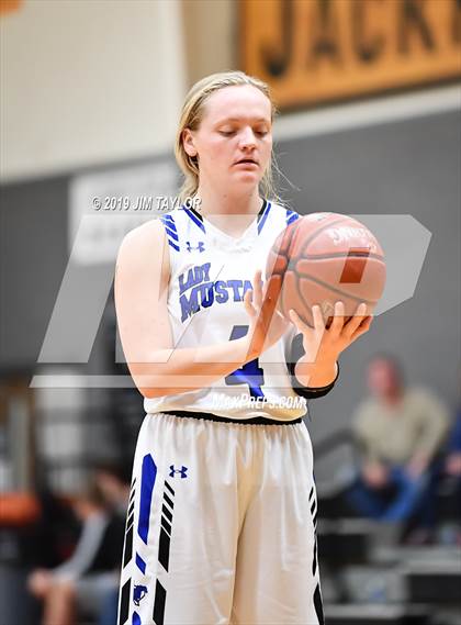 Thumbnail 1 in Seymour vs City View (PK Lake Basketball Tournament) photogallery.