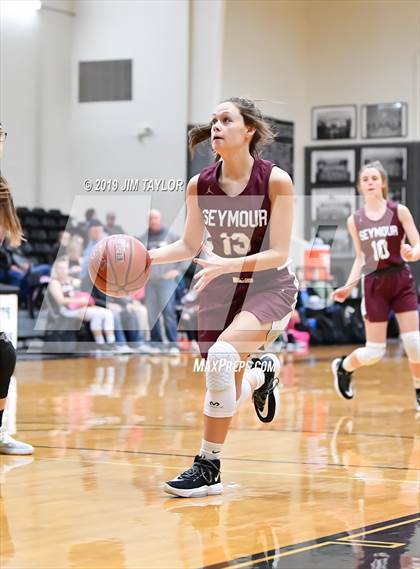 Thumbnail 2 in Seymour vs City View (PK Lake Basketball Tournament) photogallery.