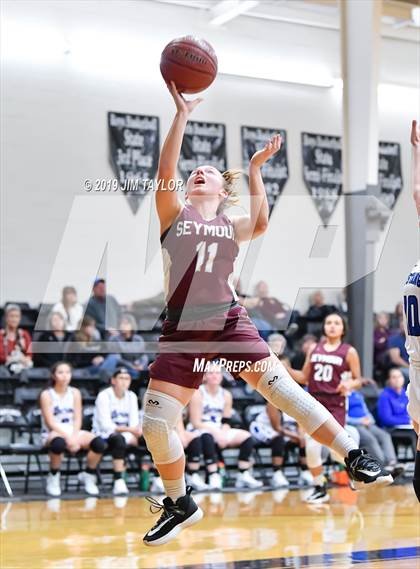 Thumbnail 3 in Seymour vs City View (PK Lake Basketball Tournament) photogallery.