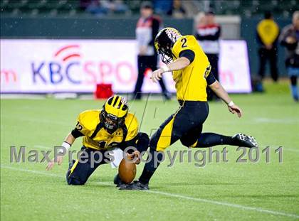 Thumbnail 2 in Del Oro vs. Helix (CIF State D2 Final) photogallery.