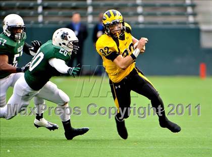Thumbnail 2 in Del Oro vs. Helix (CIF State D2 Final) photogallery.