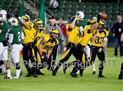 Thumbnail 1 in Del Oro vs. Helix (CIF State D2 Final) photogallery.