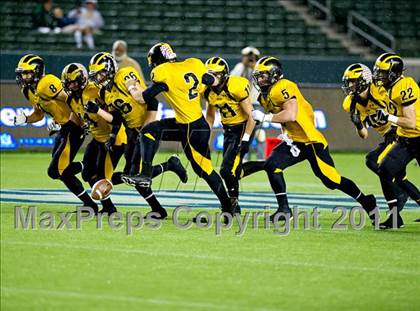 Thumbnail 2 in Del Oro vs. Helix (CIF State D2 Final) photogallery.