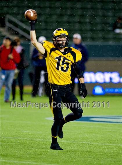 Thumbnail 2 in Del Oro vs. Helix (CIF State D2 Final) photogallery.