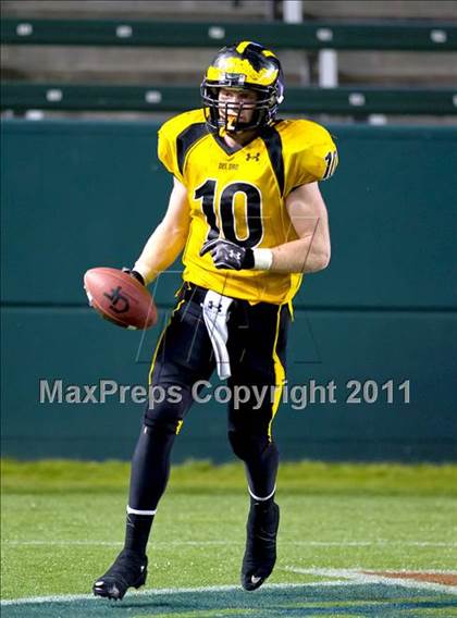Thumbnail 1 in Del Oro vs. Helix (CIF State D2 Final) photogallery.
