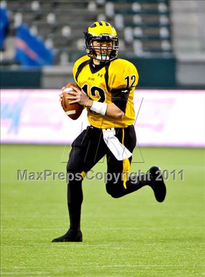 Thumbnail 1 in Del Oro vs. Helix (CIF State D2 Final) photogallery.