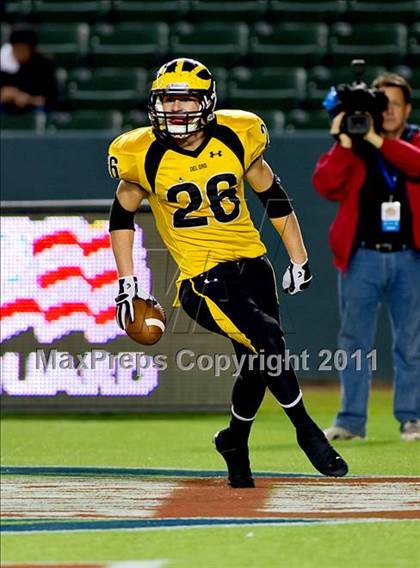 Thumbnail 2 in Del Oro vs. Helix (CIF State D2 Final) photogallery.