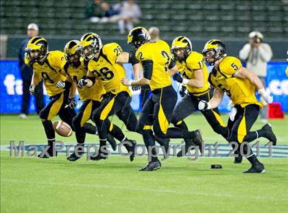 Thumbnail 3 in Del Oro vs. Helix (CIF State D2 Final) photogallery.