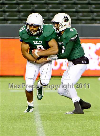 Thumbnail 2 in Del Oro vs. Helix (CIF State D2 Final) photogallery.