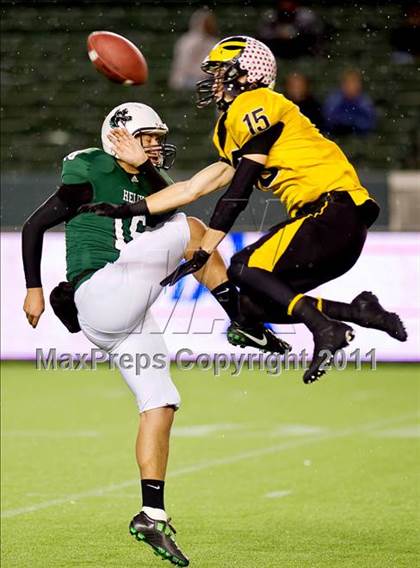 Thumbnail 1 in Del Oro vs. Helix (CIF State D2 Final) photogallery.